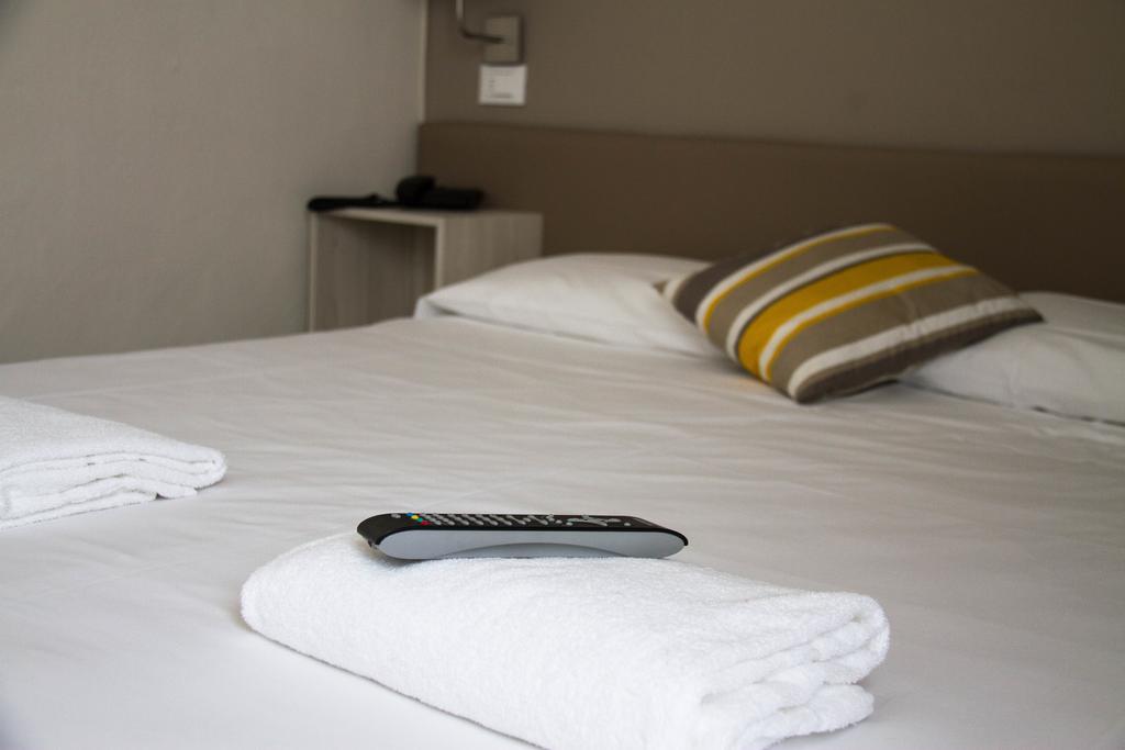 Hotel Arianna Iseo Dış mekan fotoğraf
